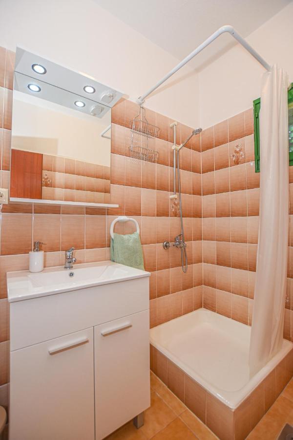 Apartments Kate Đảo Pag Ngoại thất bức ảnh
