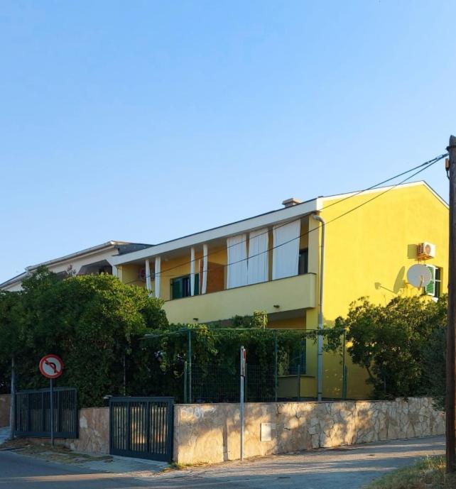 Apartments Kate Đảo Pag Ngoại thất bức ảnh